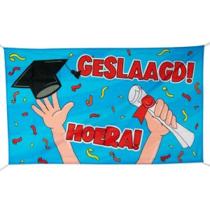 Bestanden! Hurra! Fassadenflagge 90 x 150 cm